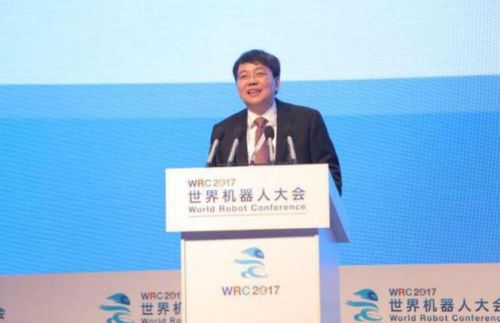 丁汉，中国科学院院士、华中科技大学机械科学与工程学院院长